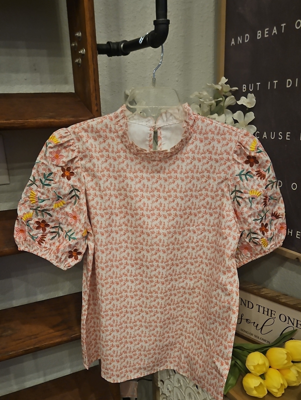 Women's Pink Floral Puff-Sleeve Blouse